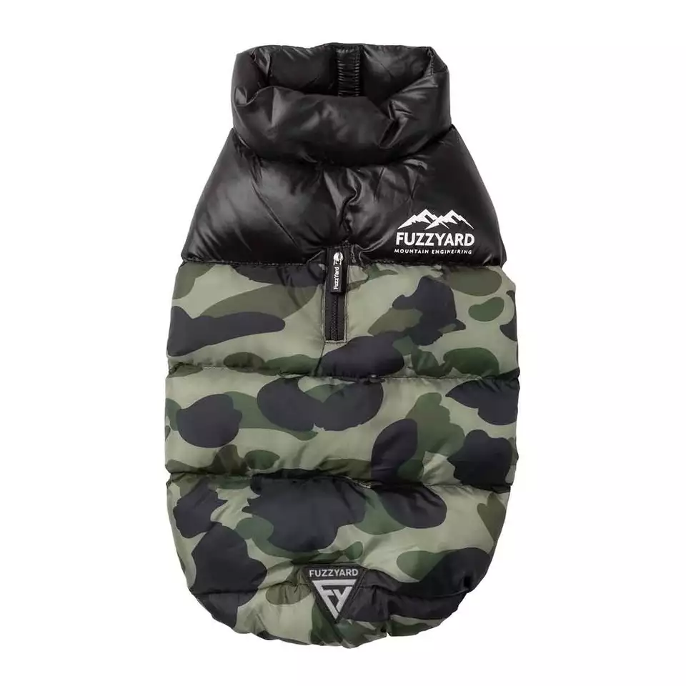 FuzzYard Harlem Puffer -takki, camo koiran toppatakki